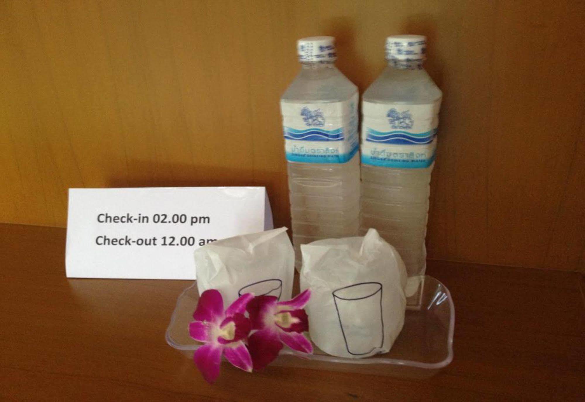 Ruankeaw Homestay Nai Harn 외부 사진