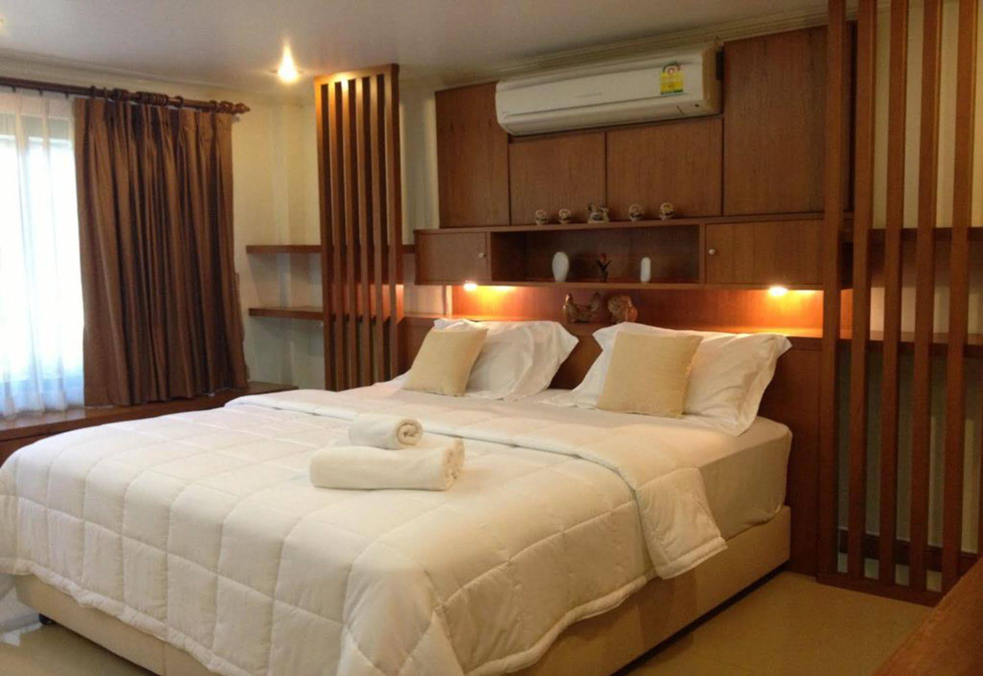 Ruankeaw Homestay Nai Harn 외부 사진
